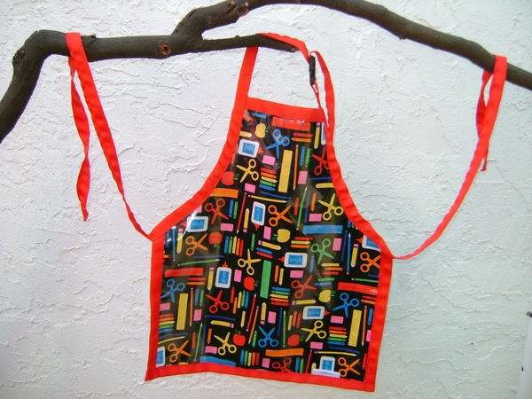 water resistant kitchen apron